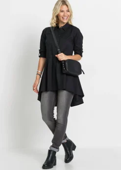 Blusa larga con volante