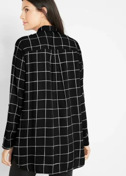 Blusa larga de cuadros con bolsillos