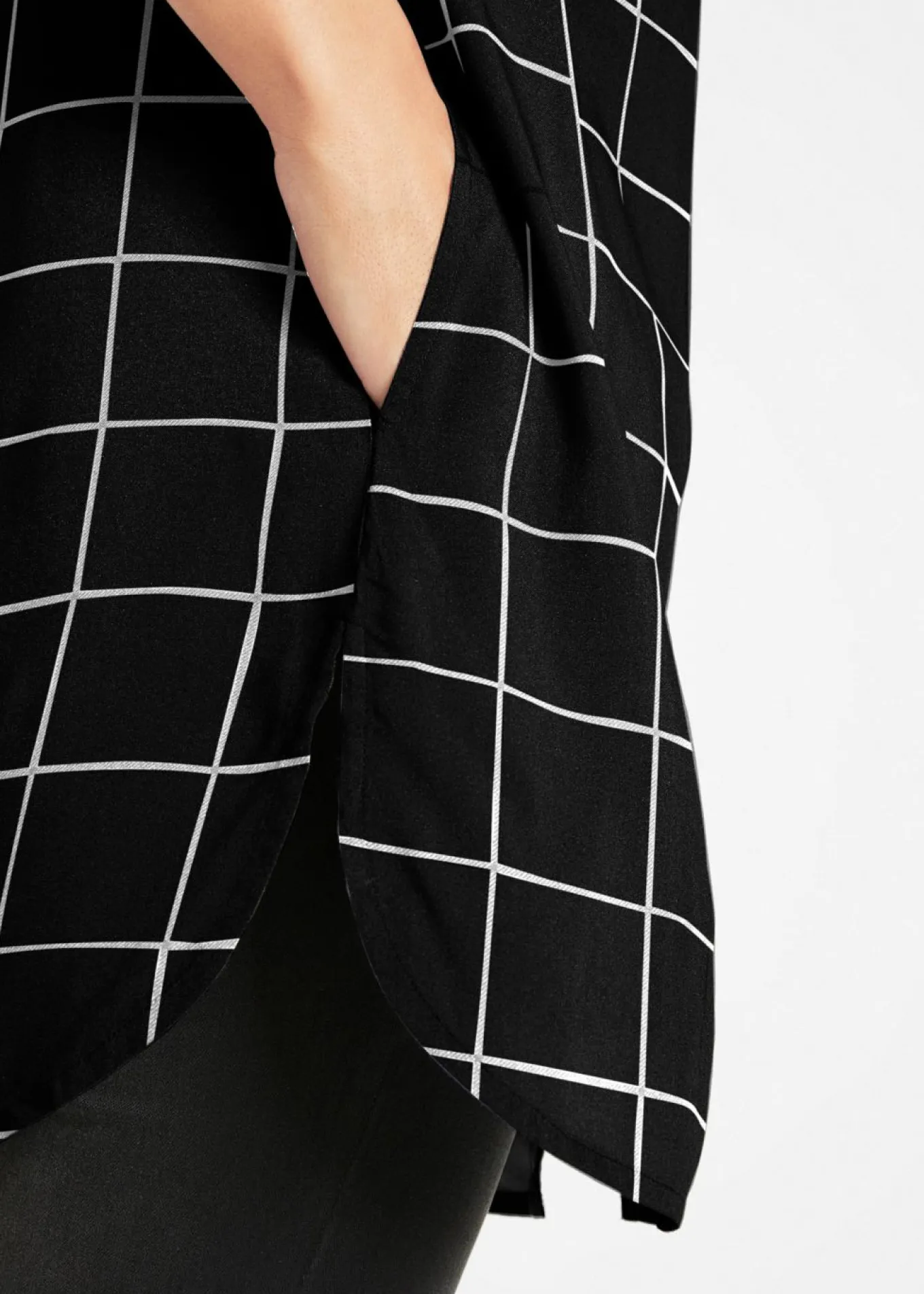 Blusa larga de cuadros con bolsillos