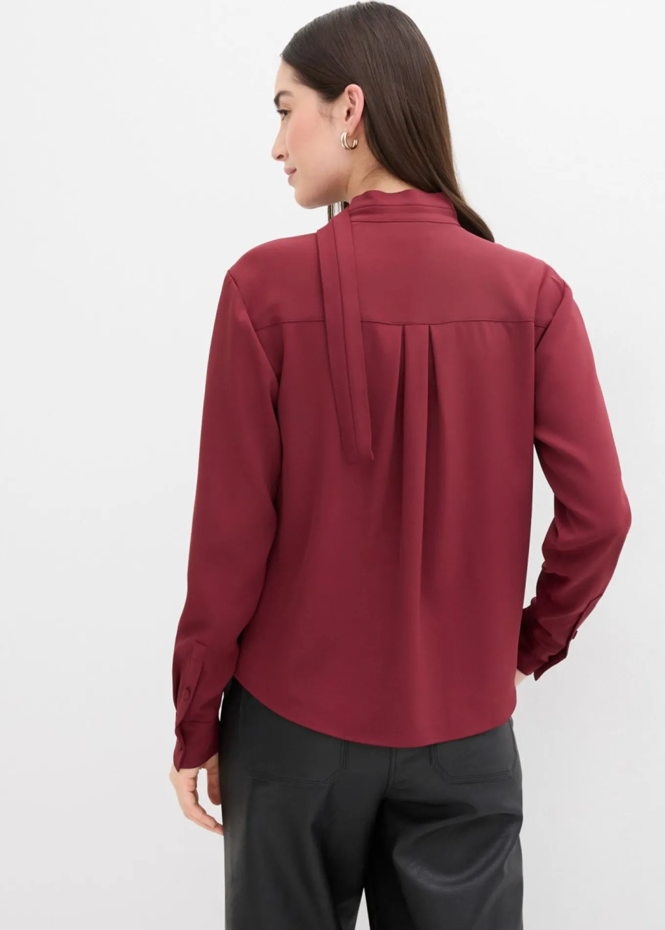 Blusa ligeramente brillante