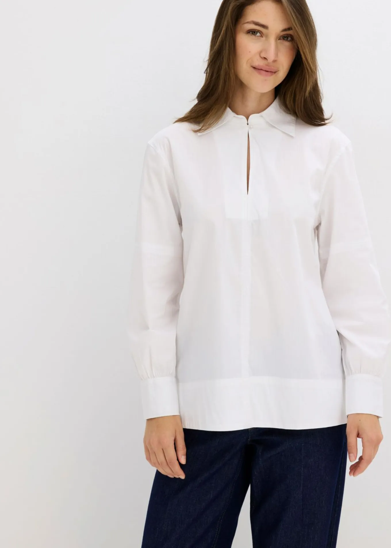Blusa oversize con mangas voluminosas