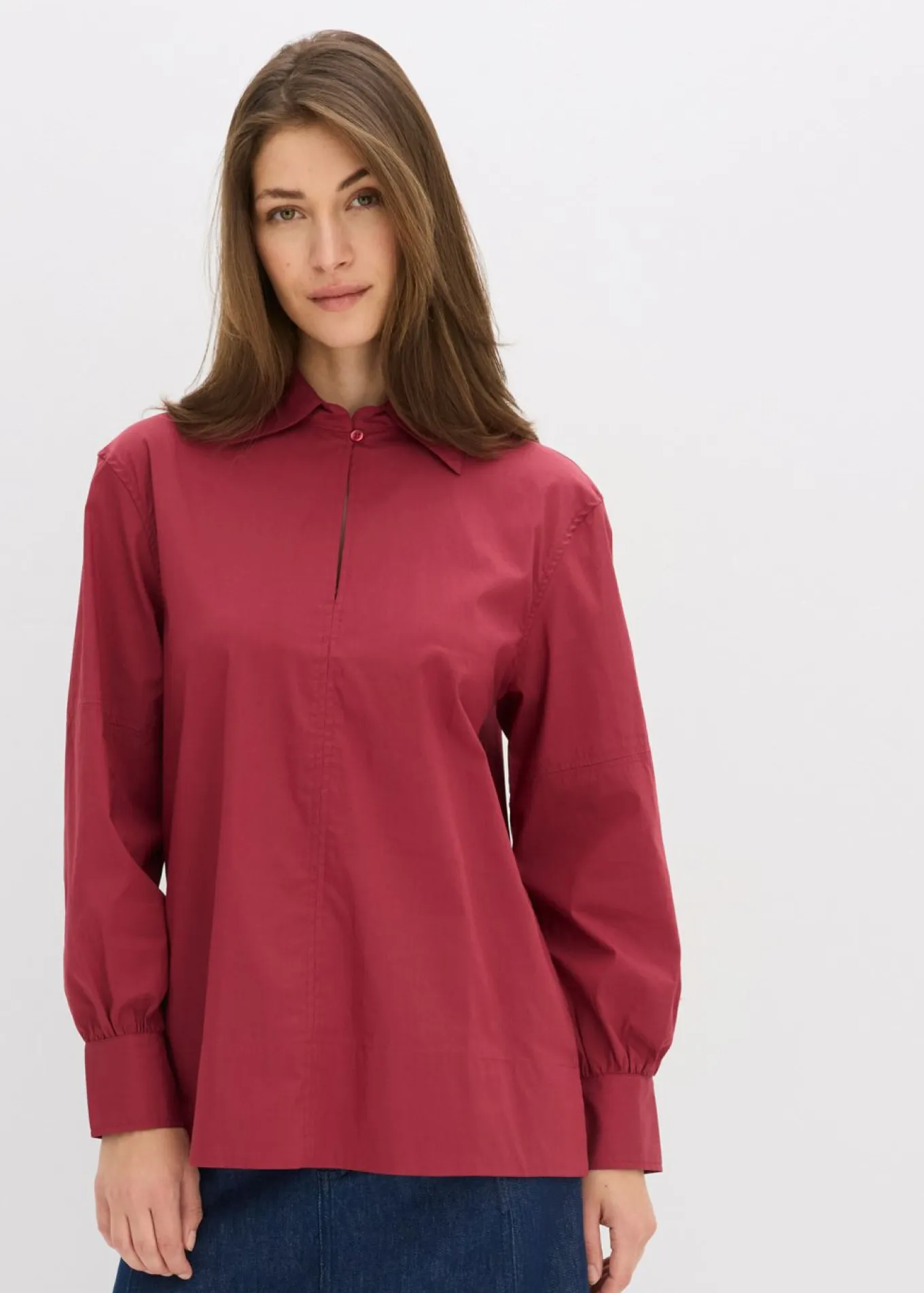 Blusa oversize con mangas voluminosas