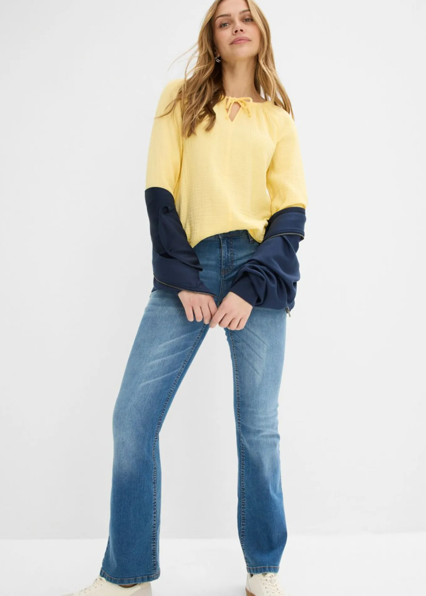 Blusa sin cierre de muselina ligera