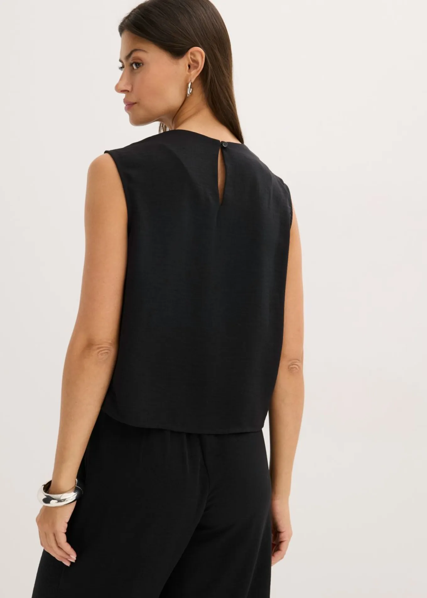 Blusa sin mangas con nudos