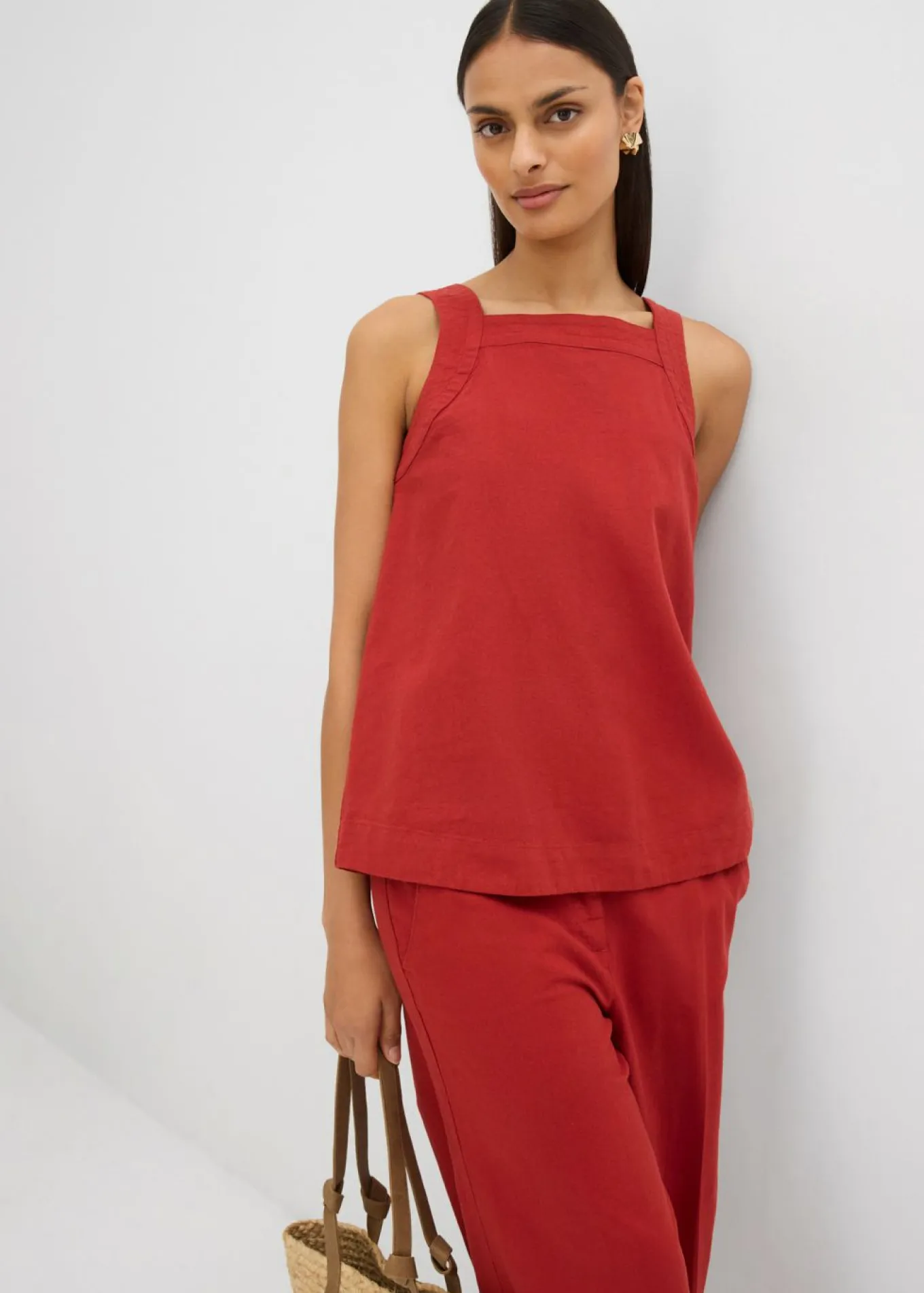 Blusa sin mangas de mezcla de viscosa con detalle de lazo en la parte trasera