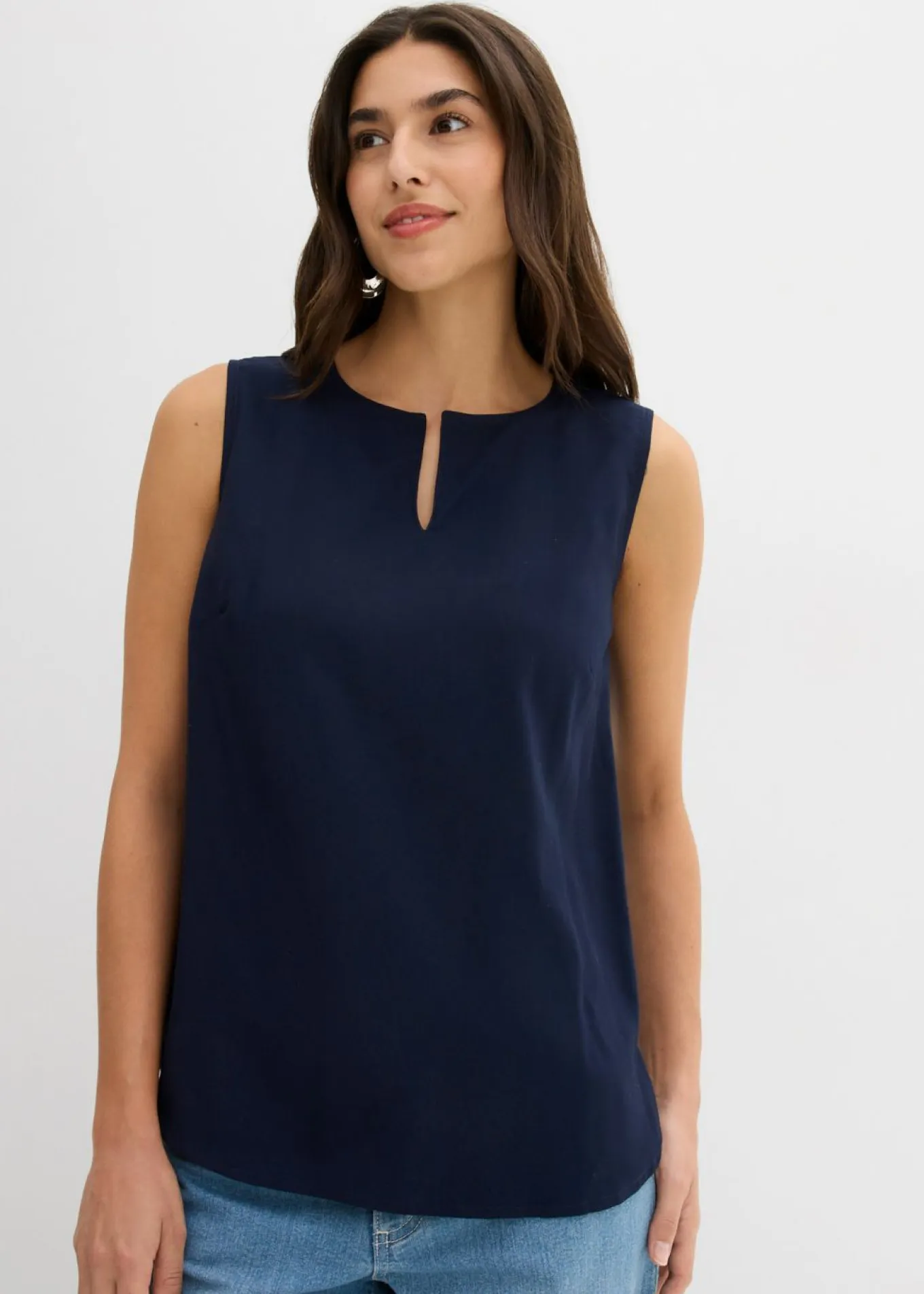 Blusa sin mangas de viscosa suave
