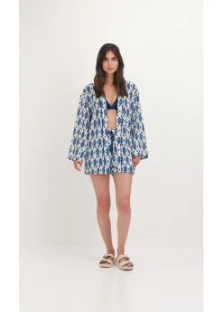 Blusa tipo kimono