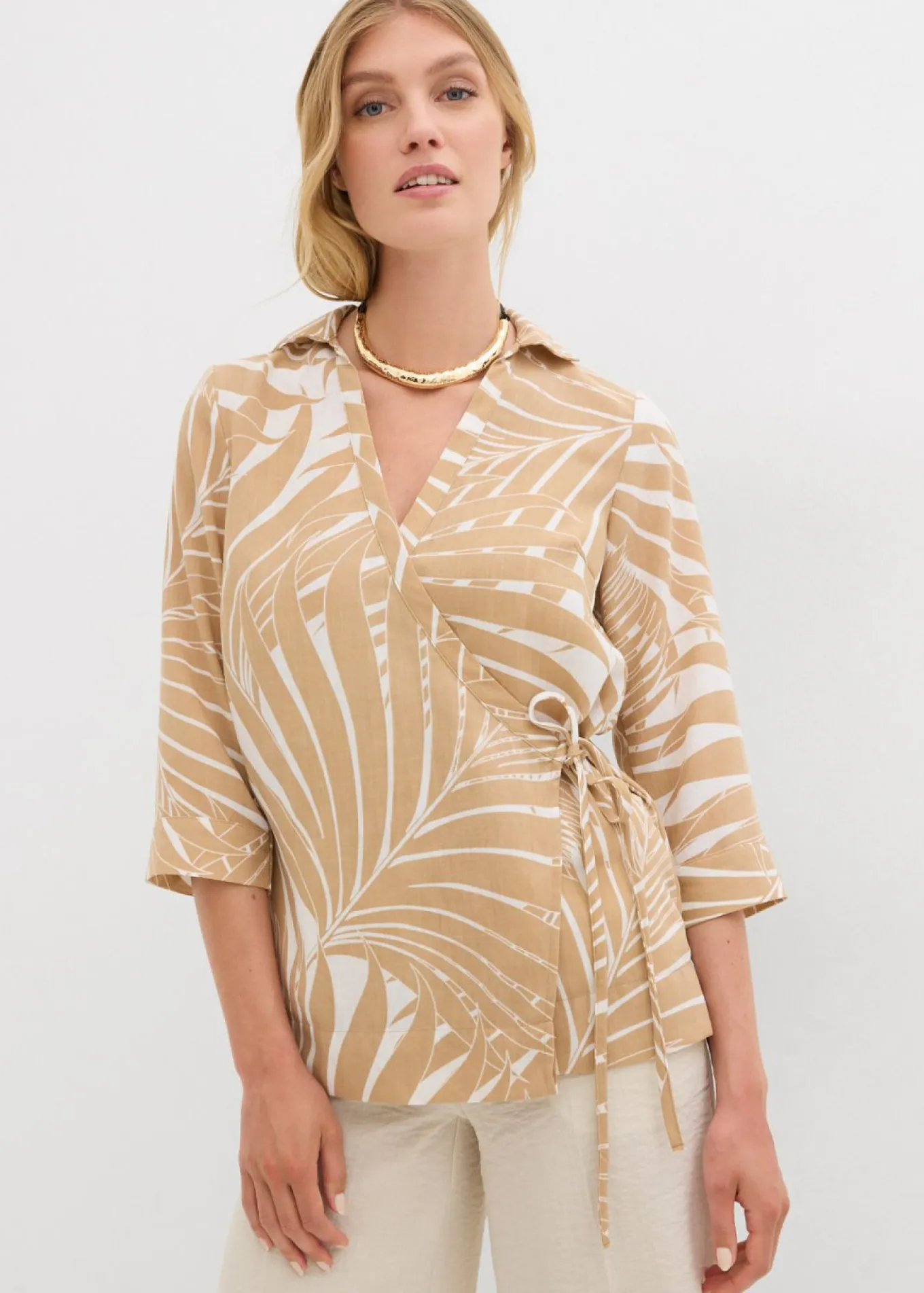 Blusa tipo kimono con aspecto de lino