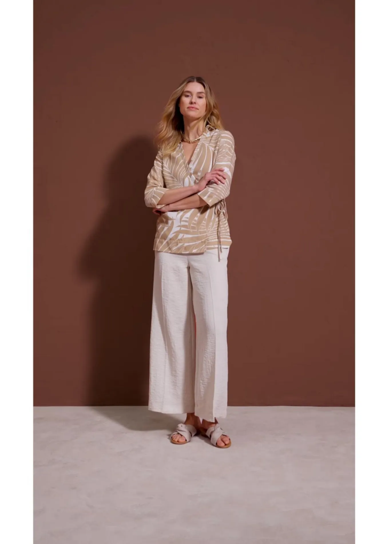Blusa tipo kimono con aspecto de lino