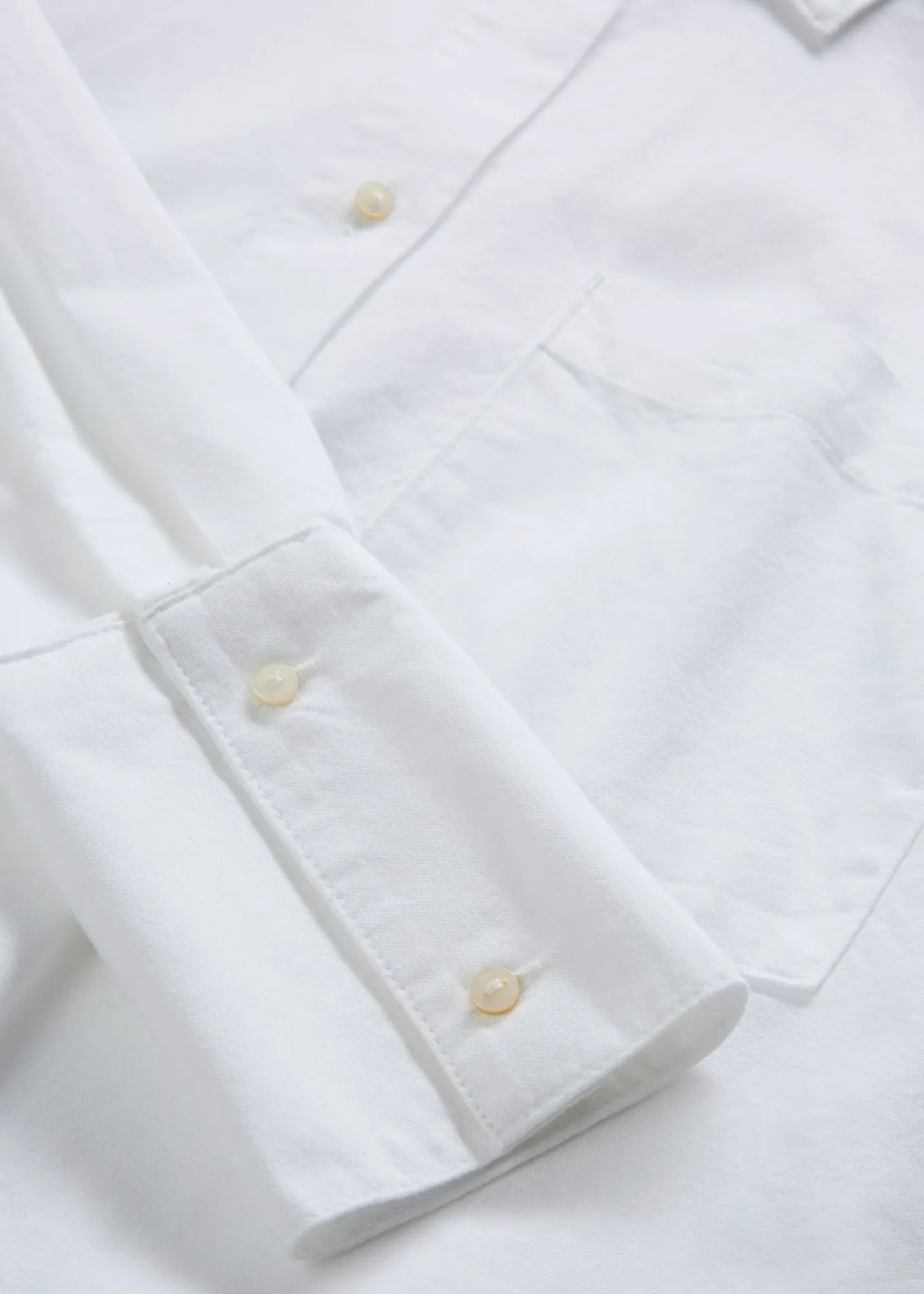 Blusa tipo Oxford de algodón orgánico