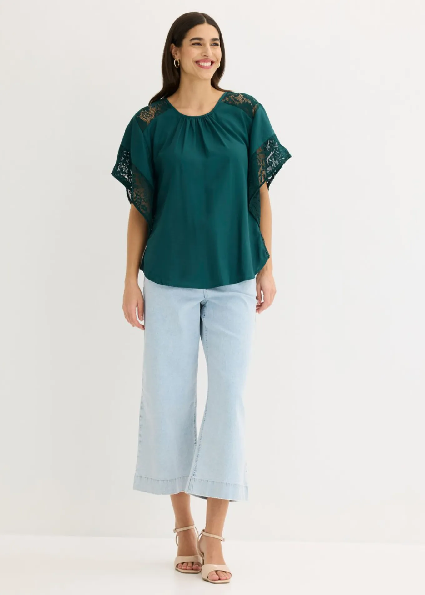 Blusa tipo túnica con aplicaciones