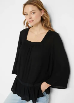 Blusa tipo túnica con escote cuadrado