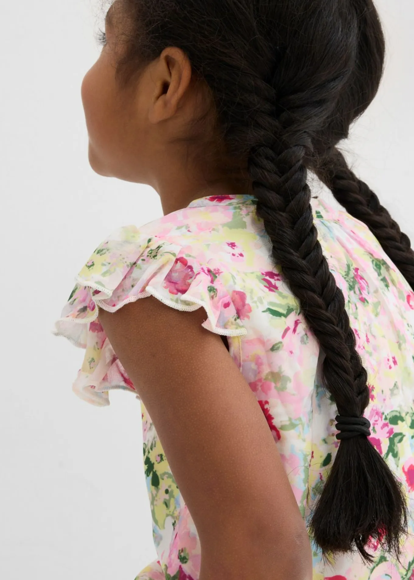 Blusa tipo túnica con volantes