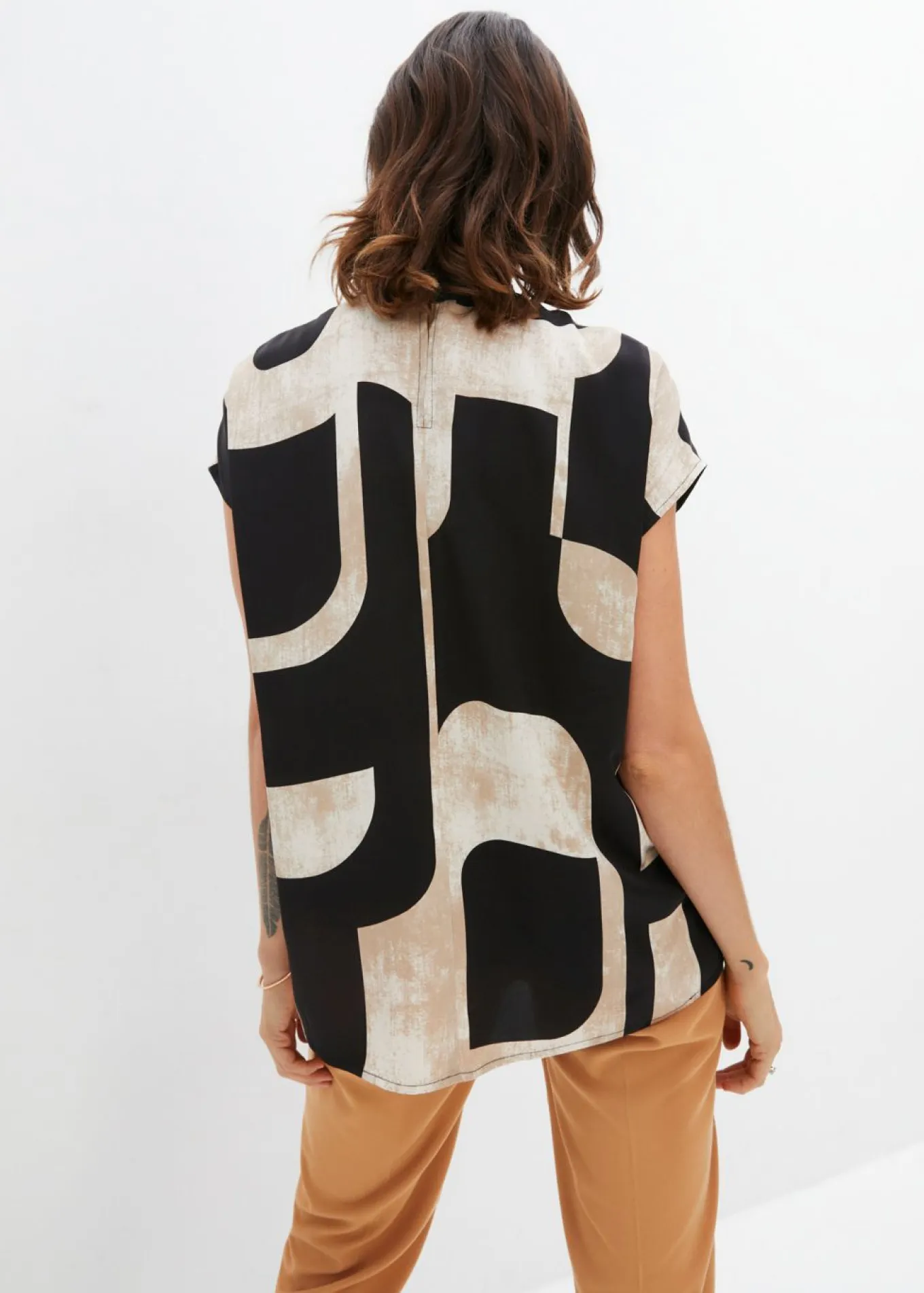 Blusa tipo túnica de staén
