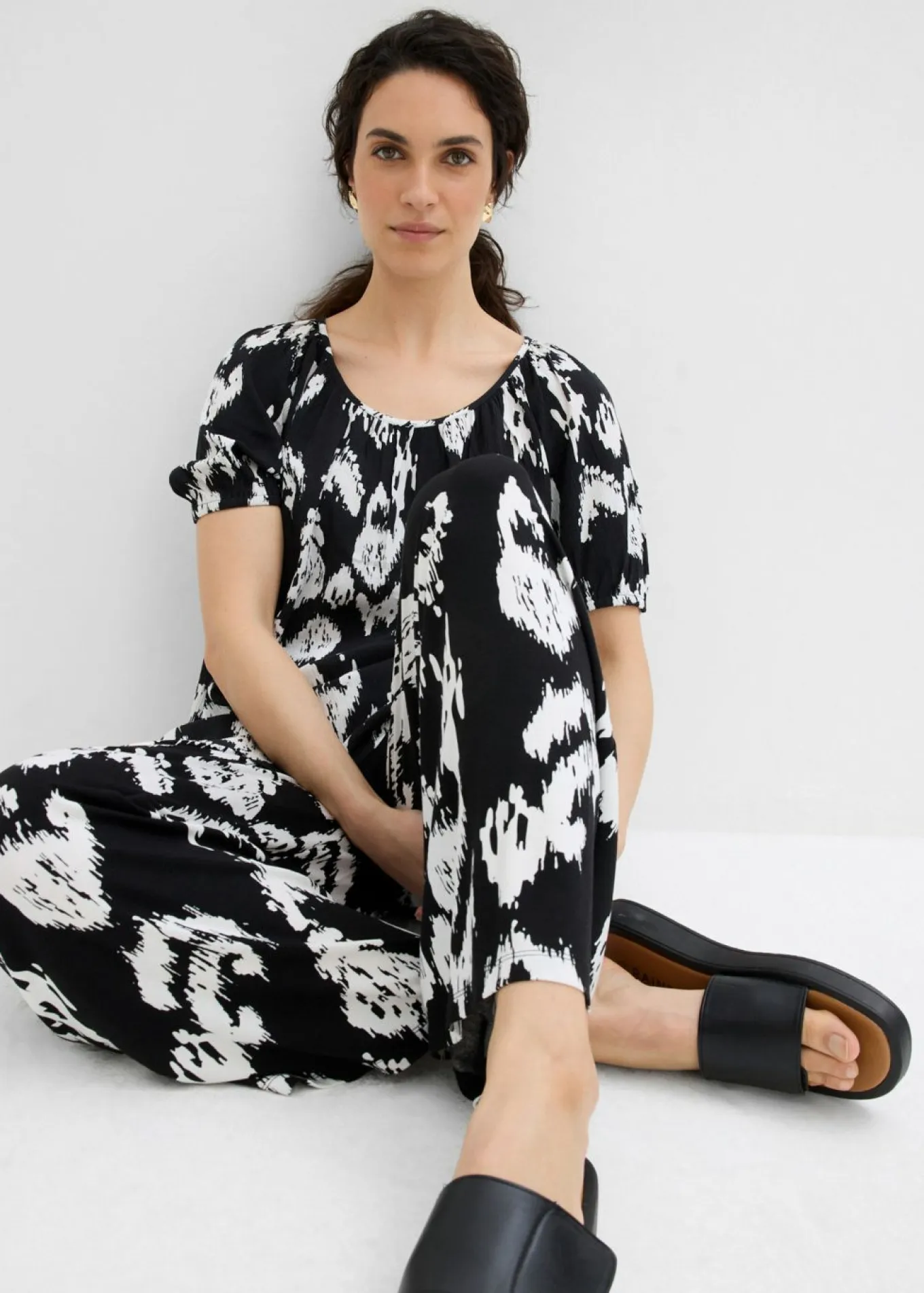 Blusa tipo túnica de viscosa arrugada