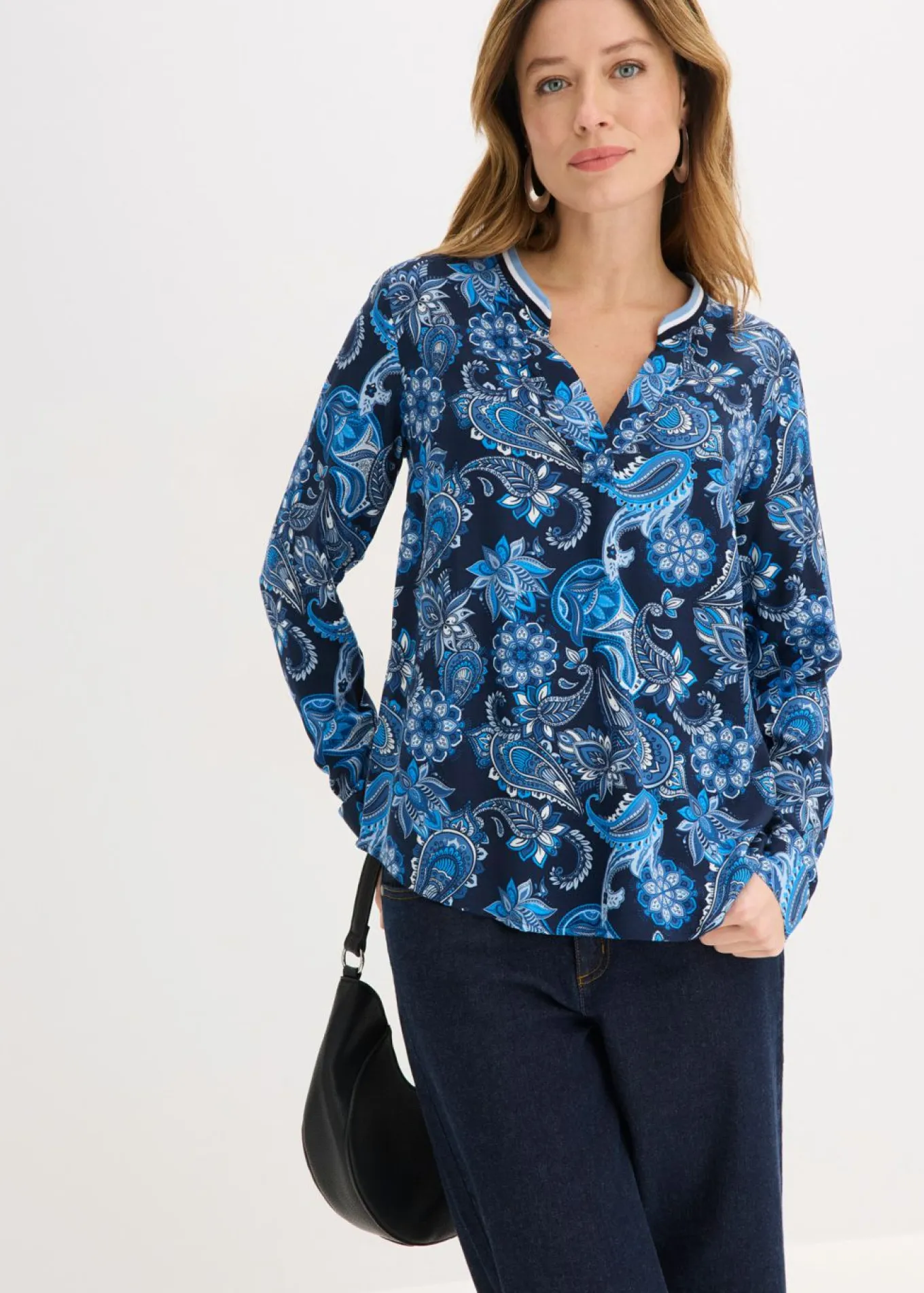 Blusa tipo túnica de viscosa fluida
