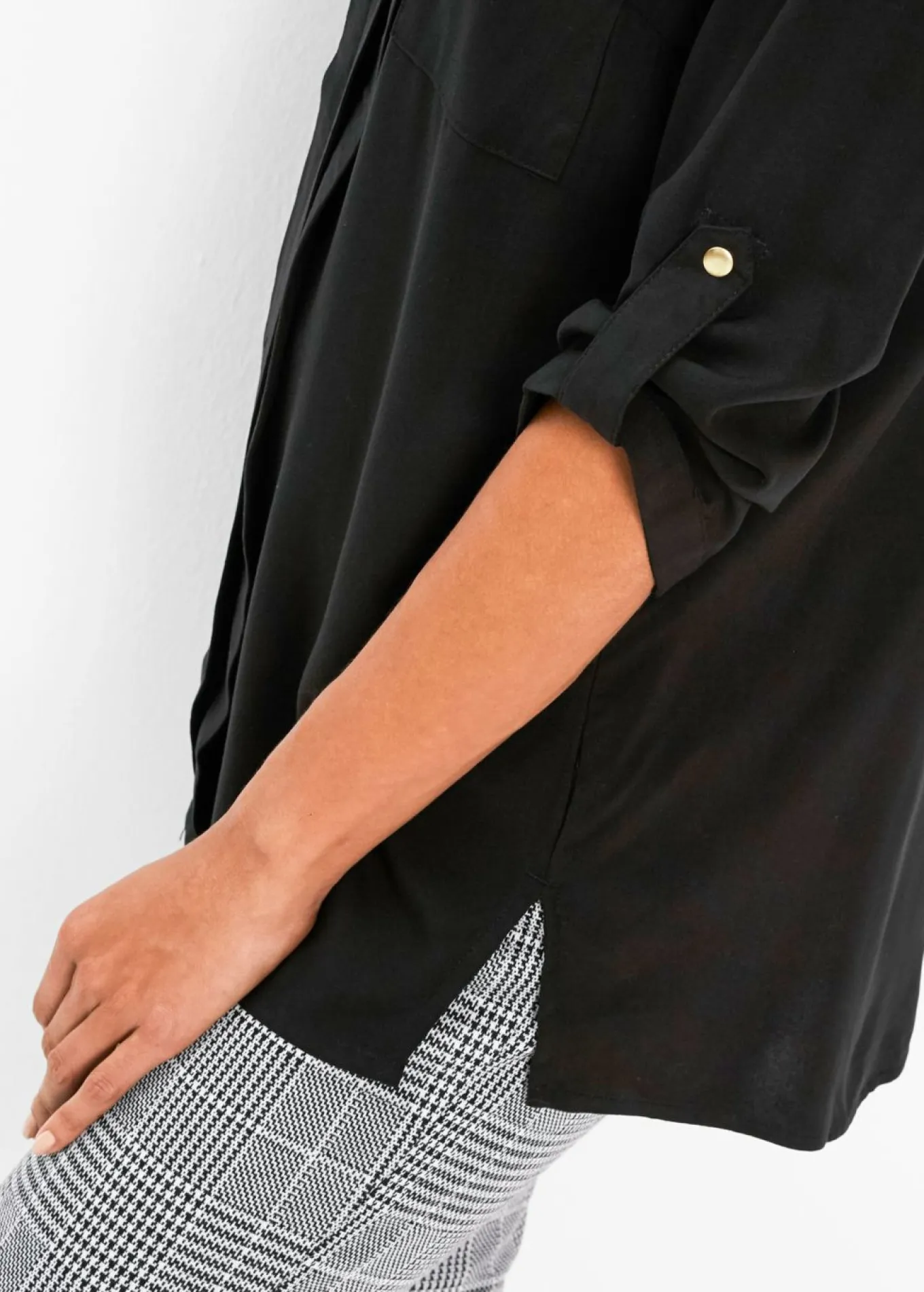Blusa tipo túnica de viscosa fluida