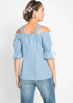 Blusa tradicional con media manga