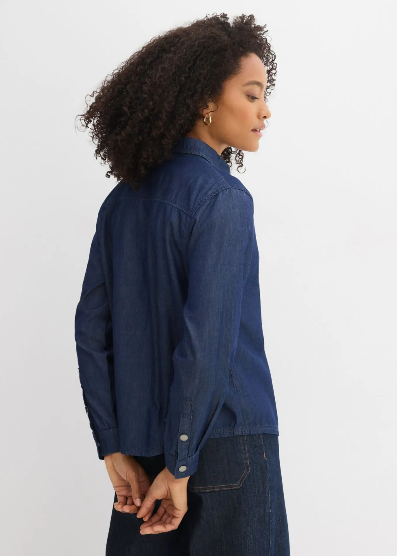 Blusa vaquera holgada de algodón orgánico