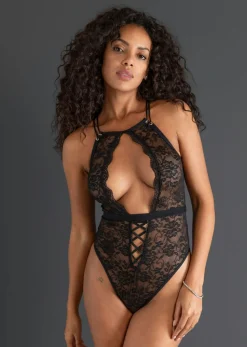 Body de tanga con abertura