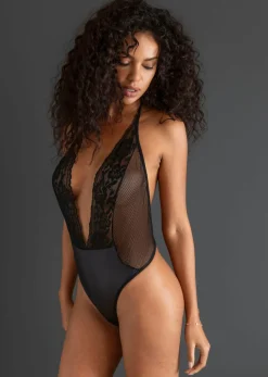 Body de tanga con abertura
