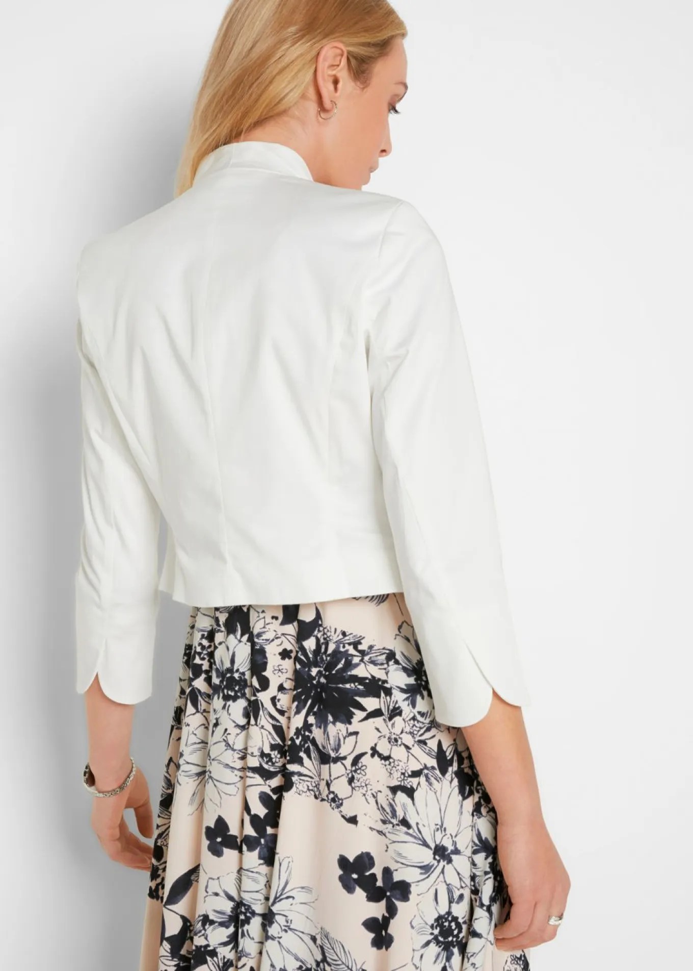 Bolero de algodón fino
