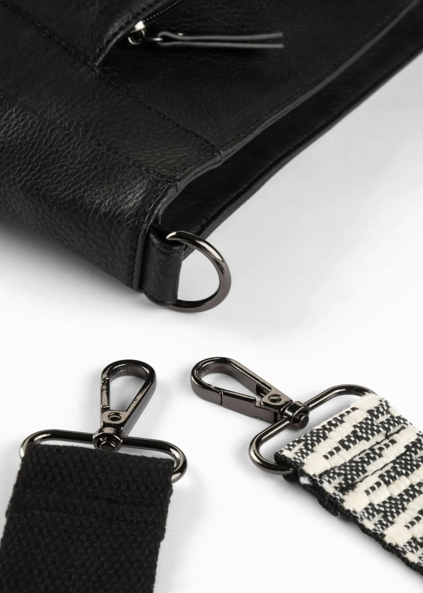 Bolso bandolera con correa intercambiable