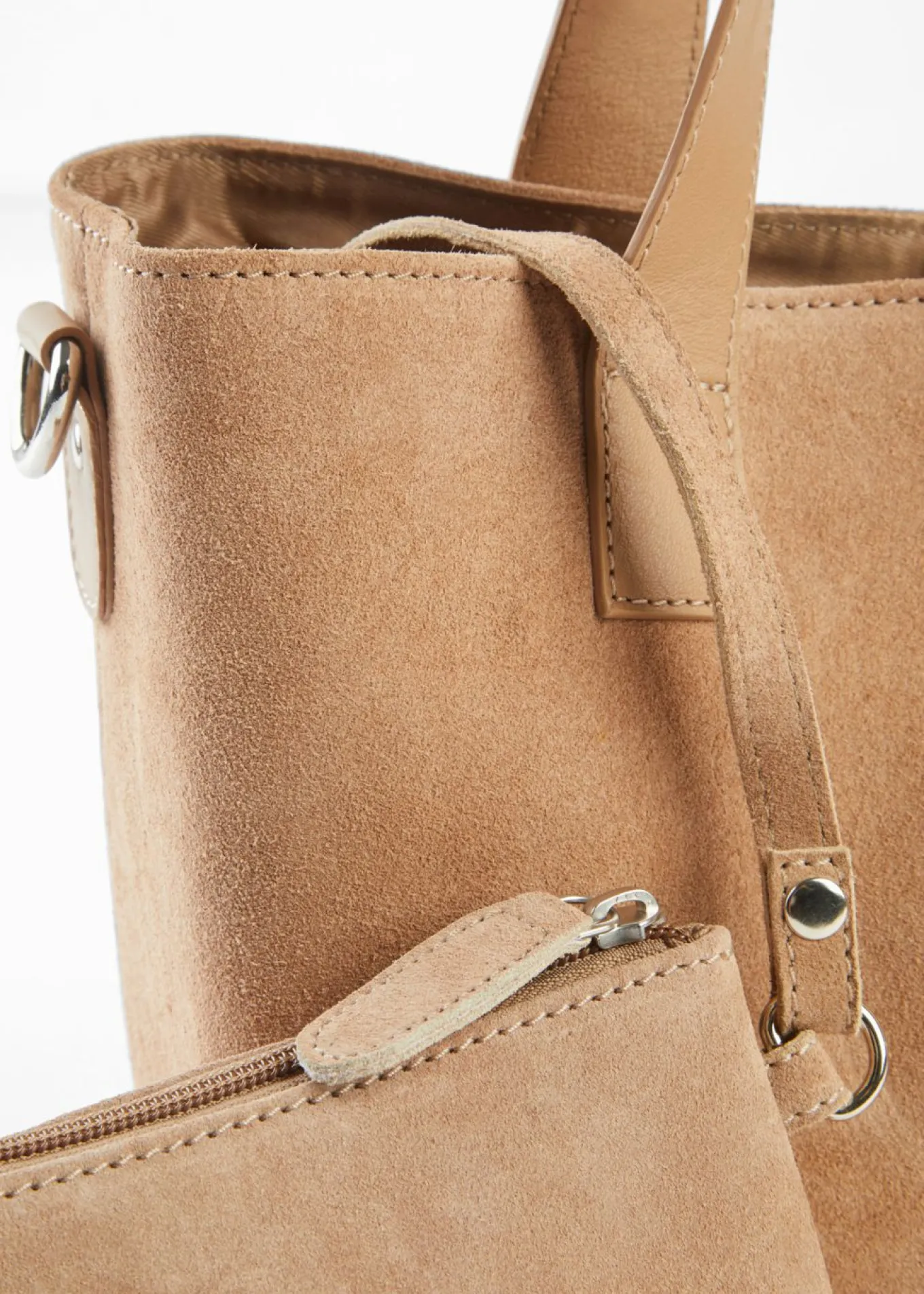 Bolso de mano de ante