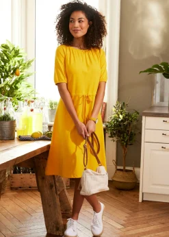 Bolso de tela con detalles