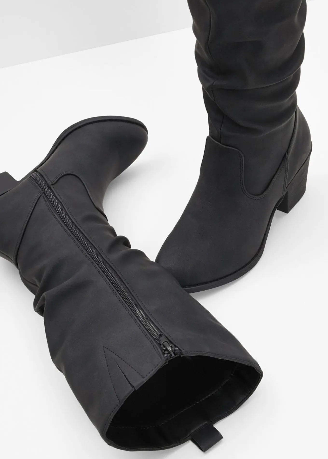 Botas