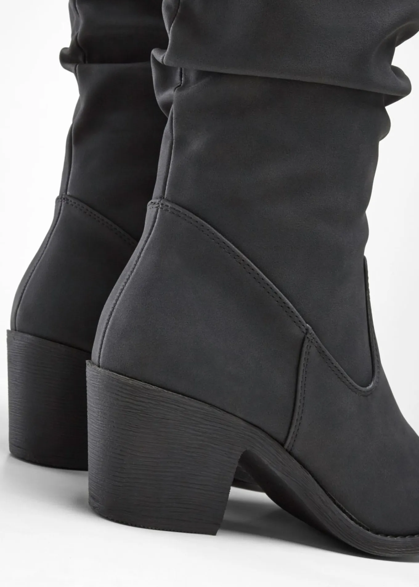 Botas