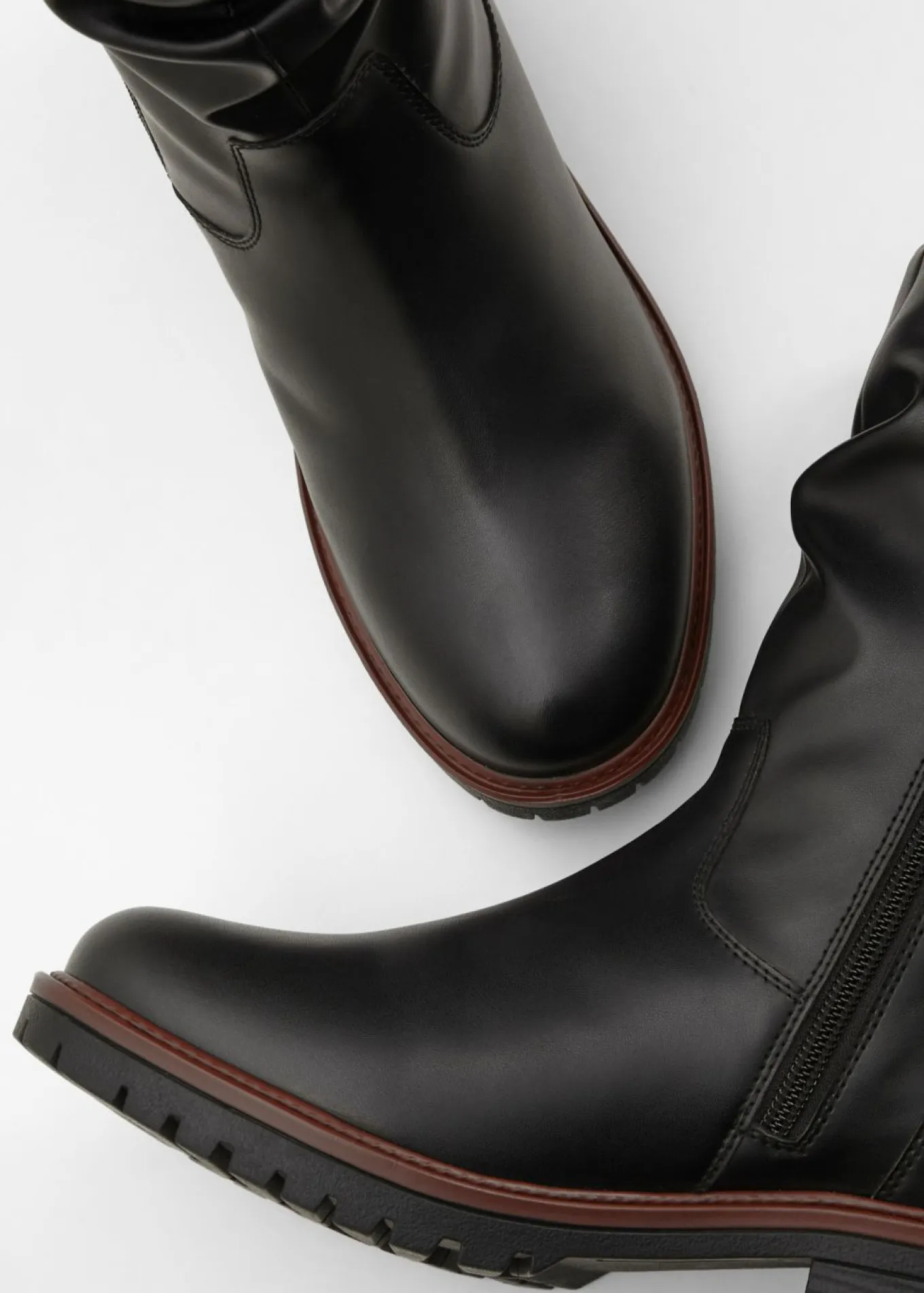 Botas