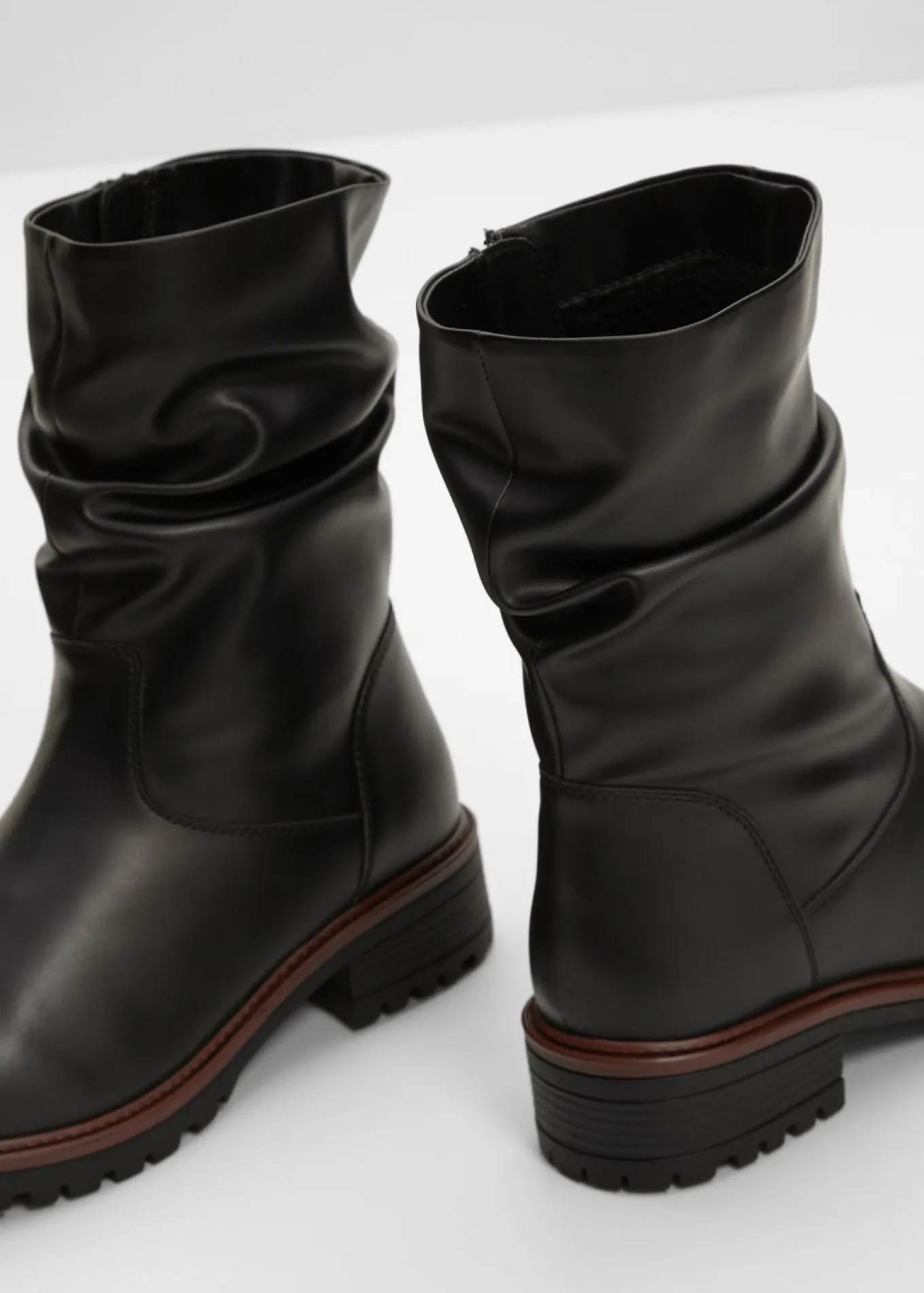 Botas
