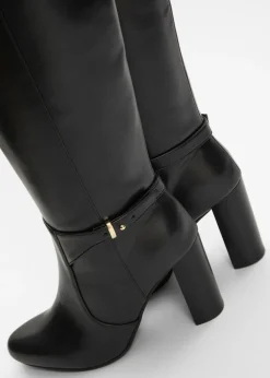 Botas