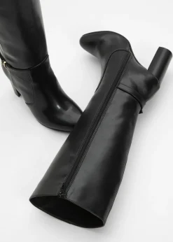 Botas