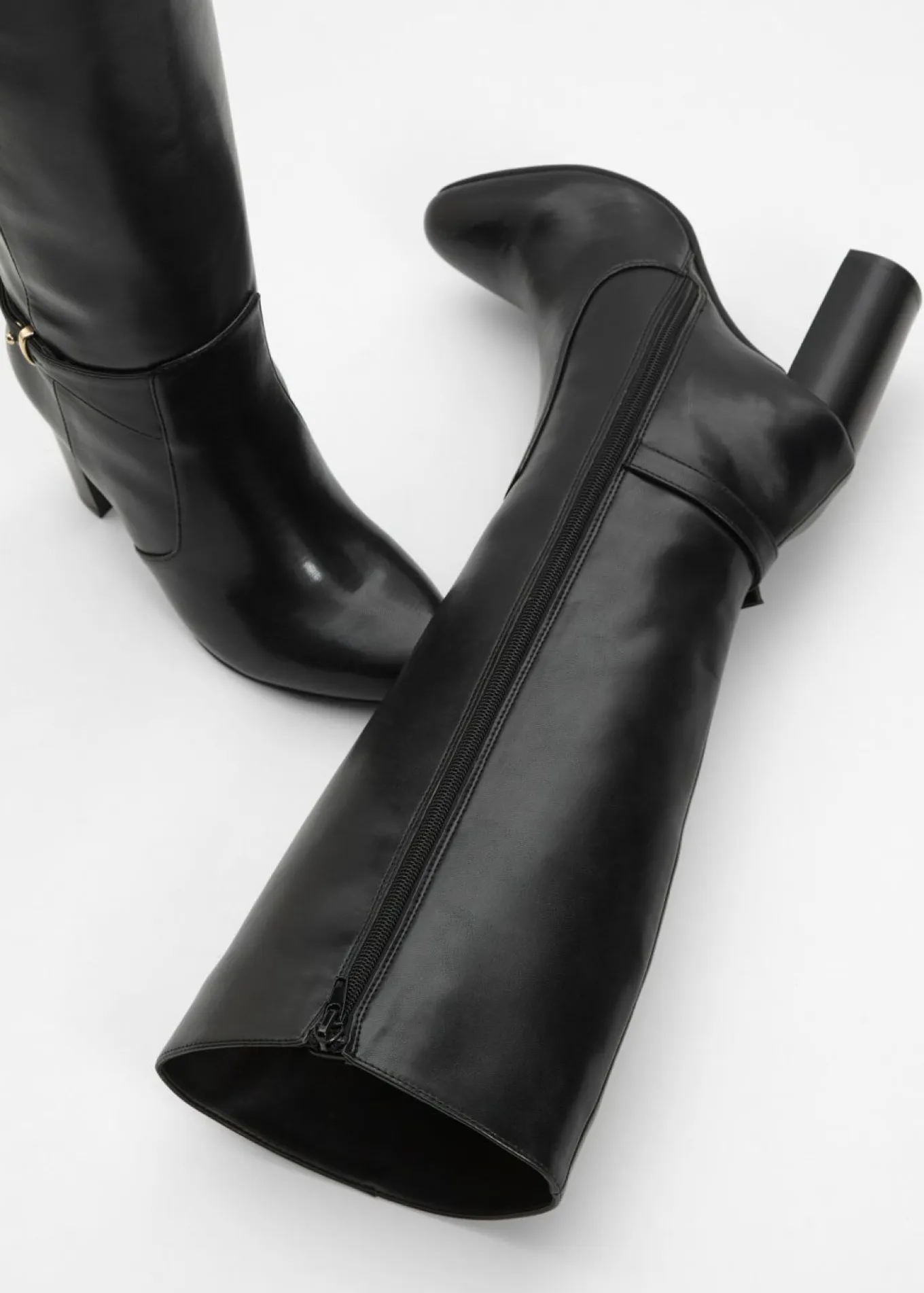 Botas