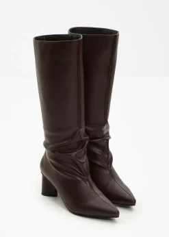 Botas
