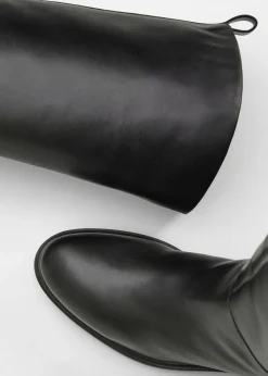 Botas