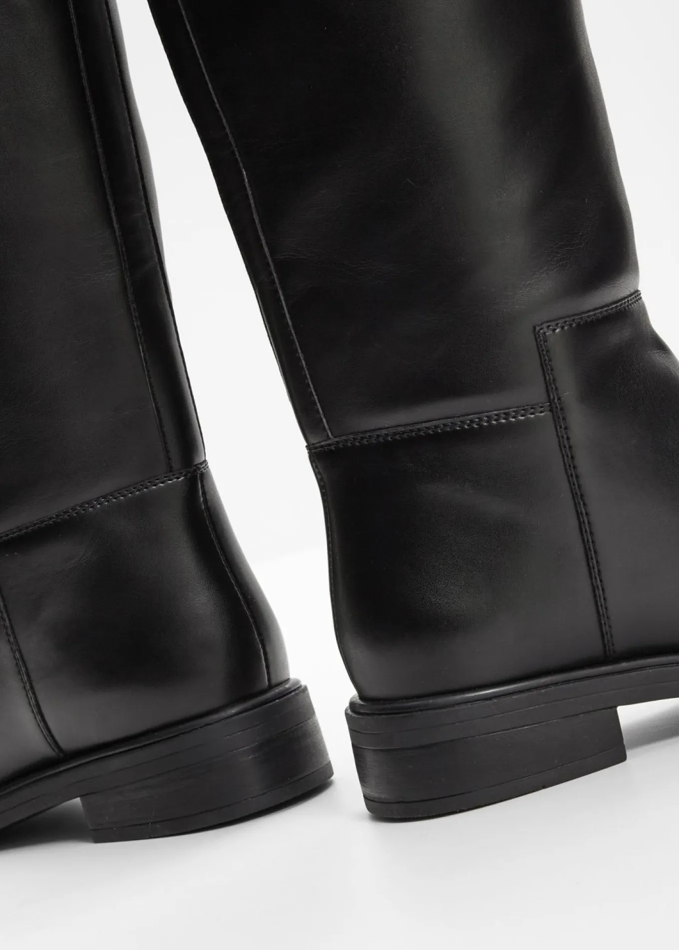 Botas