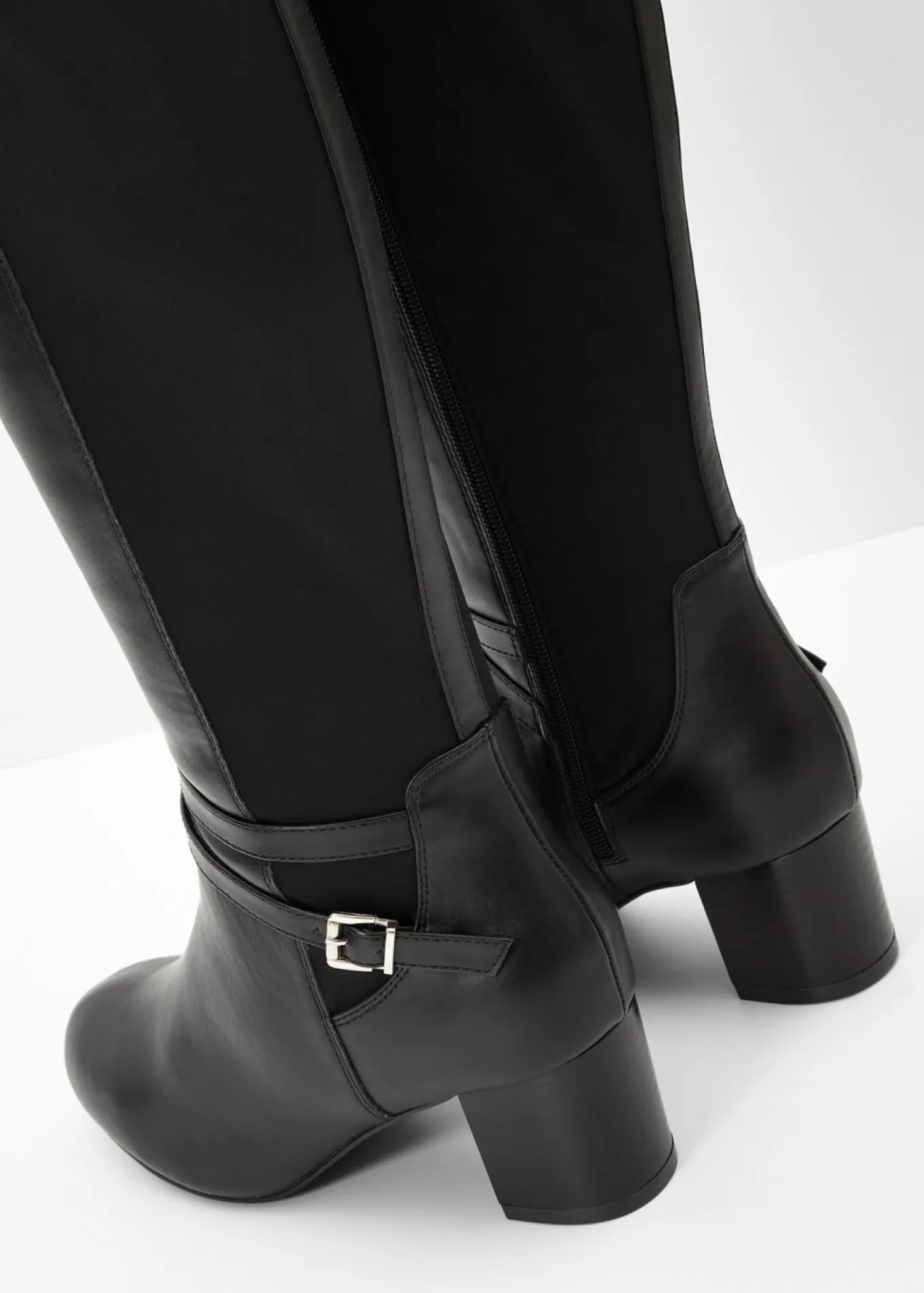 Botas