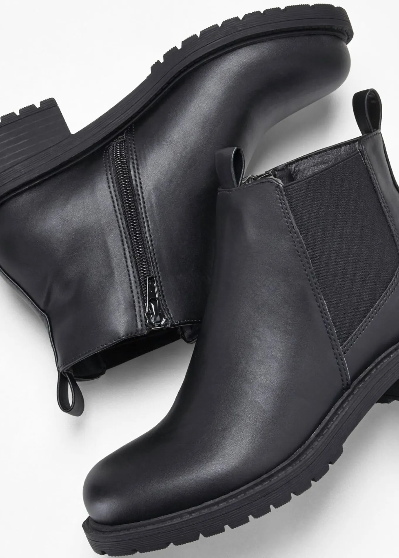 Botas Chelsea en suela perfilada