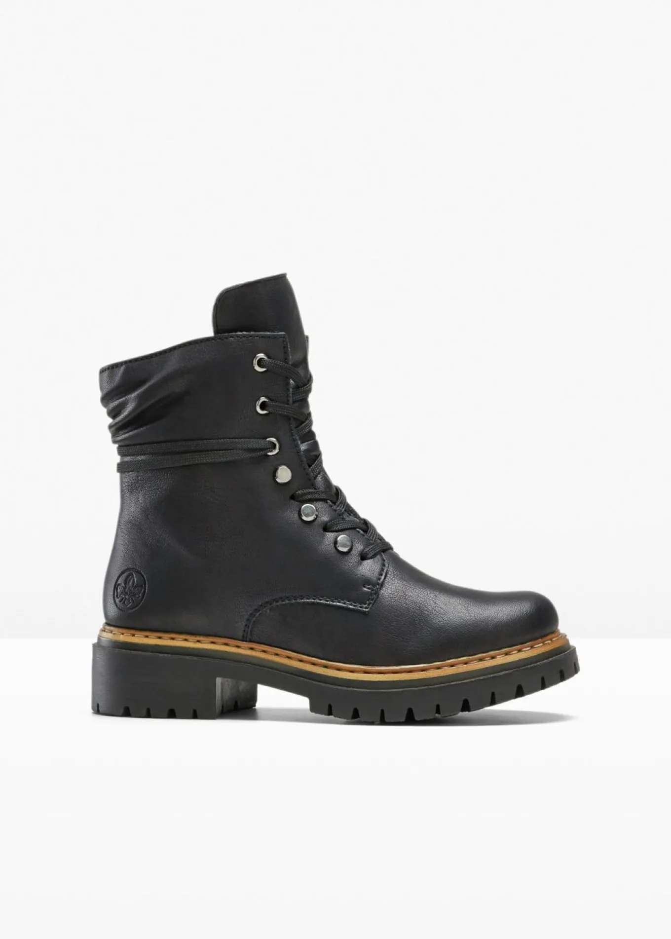 Botas cómodas, con cordones y forradas, de Rieker