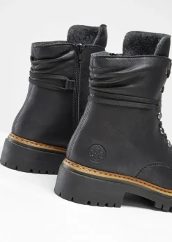 Botas cómodas, con cordones y forradas, de Rieker