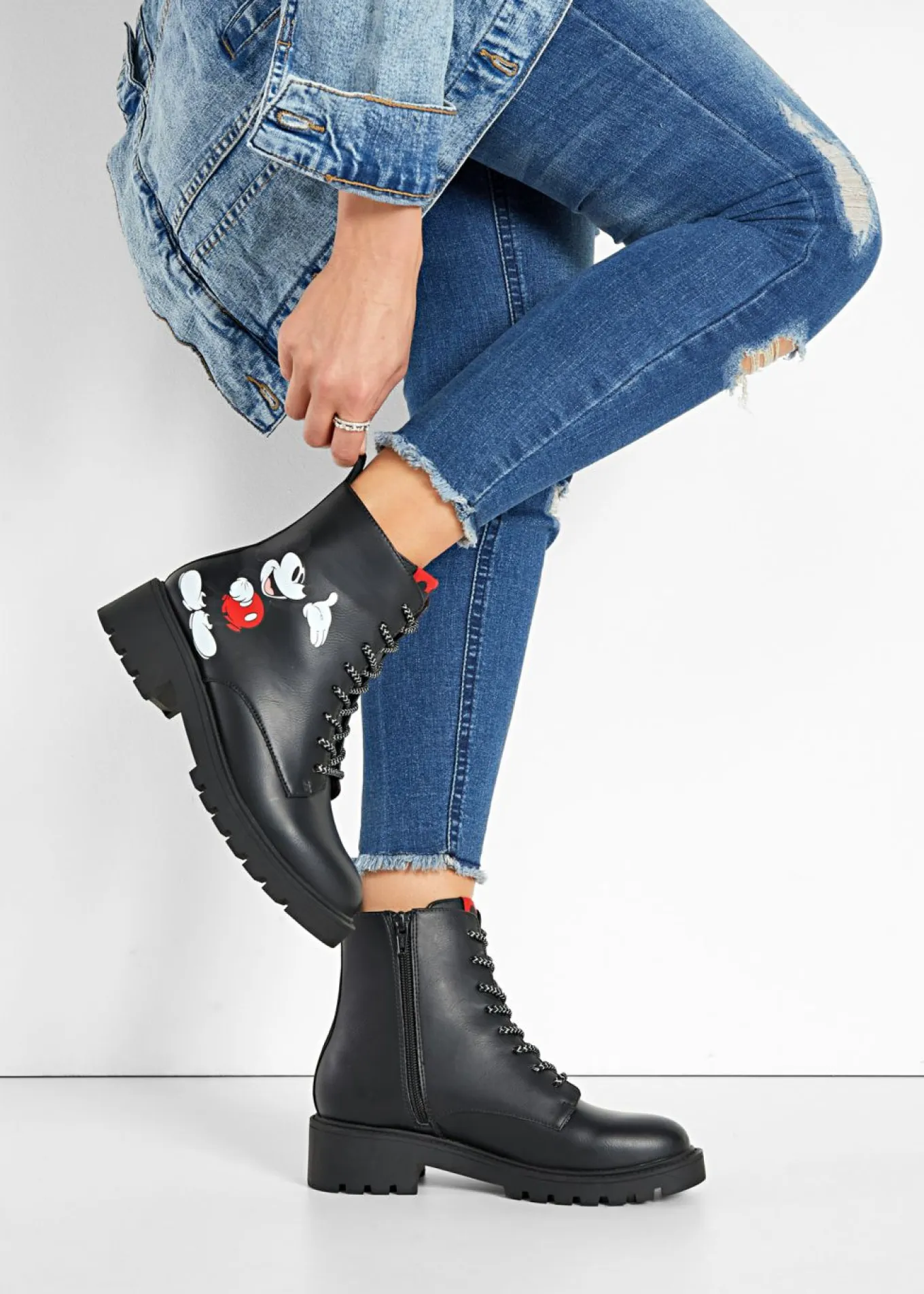Botas con cordones de Mickey Mouse