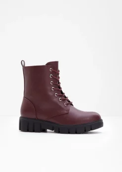Botas con cordones y suela perfilada