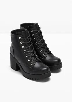 Botas con cordones y tacón ancho