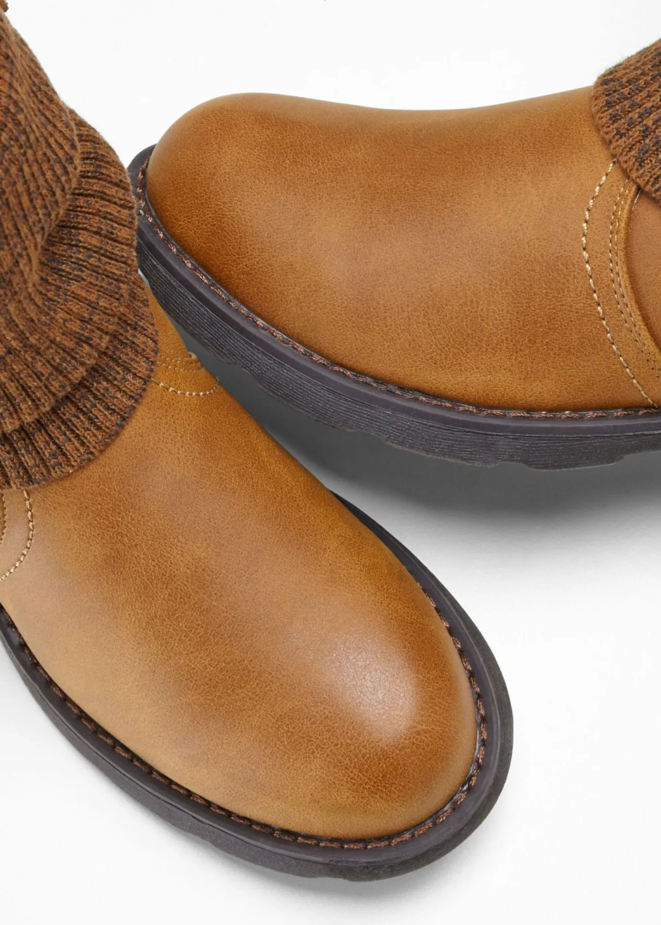Botas con inserto de punto