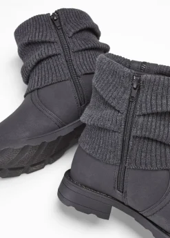 Botas con inserto de punto