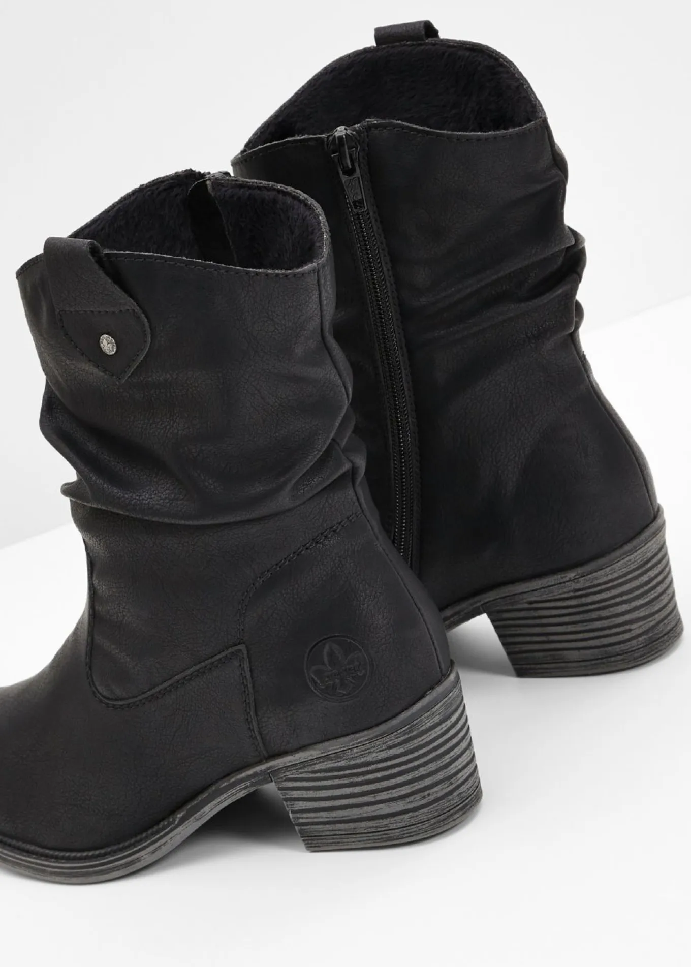 Botas cowboy cómodas y forradas de Rieker