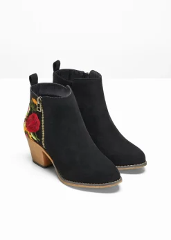 Botas de estilo cowboy con bordado